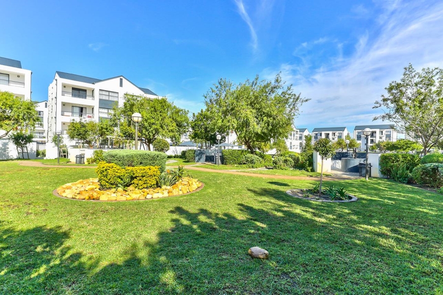 To Let 1 Bedroom Property for Rent in Sandown Western Cape